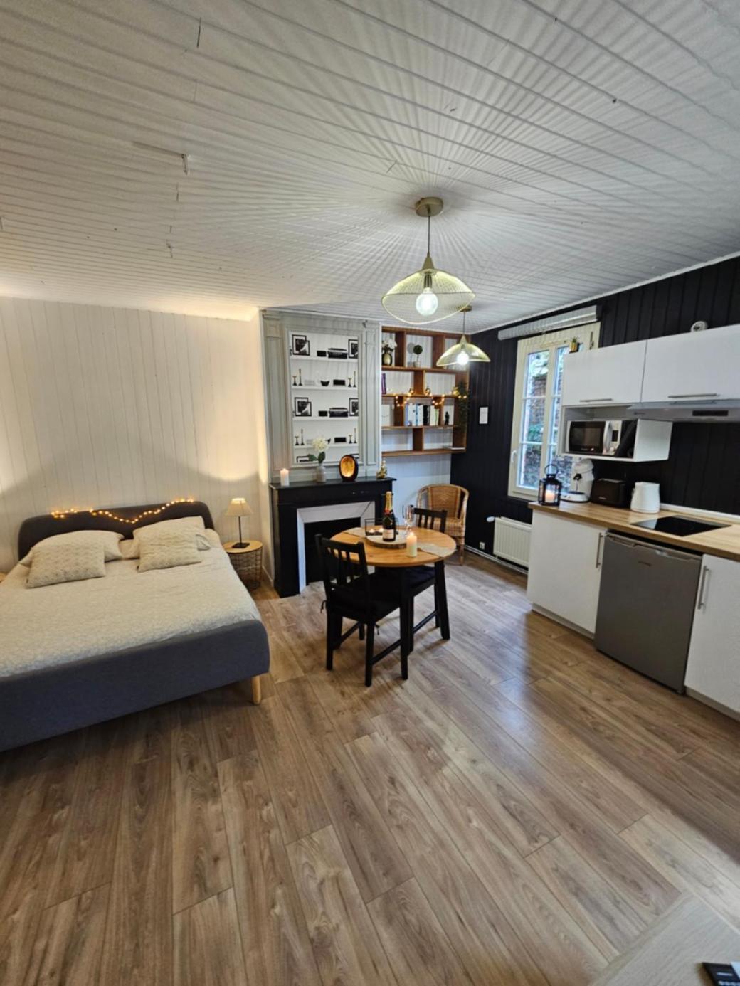 L'or Noir- Cosy Sur Les Quais De St Valery-